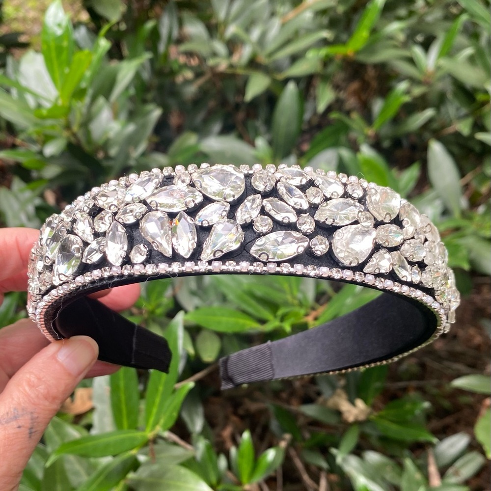 Elegant Black and Silver Crystal Headband